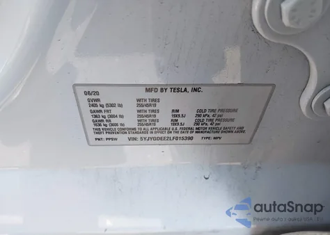 2020 Tesla Model Y Long Range Dual Motor All-Wheel Drive z USA, uszkodzony, nr VIN 5YJYGDEE2LF015390